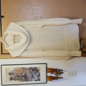 Free People Ophelia Alpaca cowl neck oversized sweater. Size XS. Ivory.